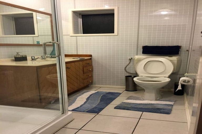 Photo of property in 25 Wilkinson Way, Browns Bay, Auckland, 0630