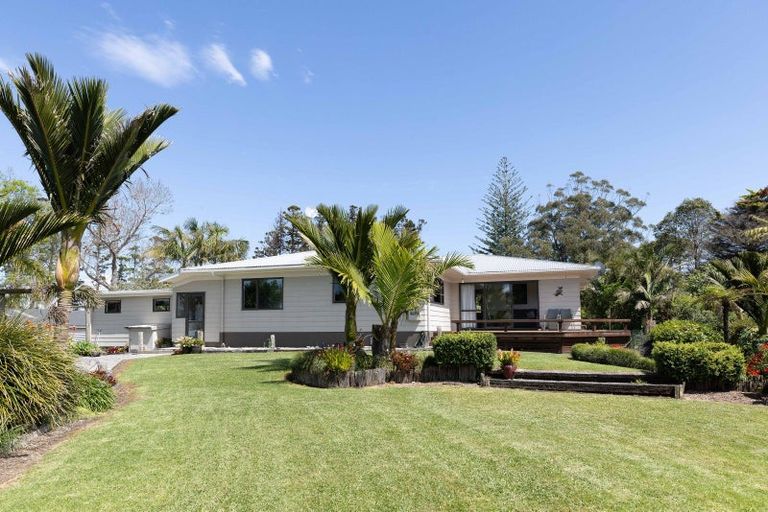 Photo of property in 282 Girls High School Road, Pukehuia, Tangiteroria, 0381