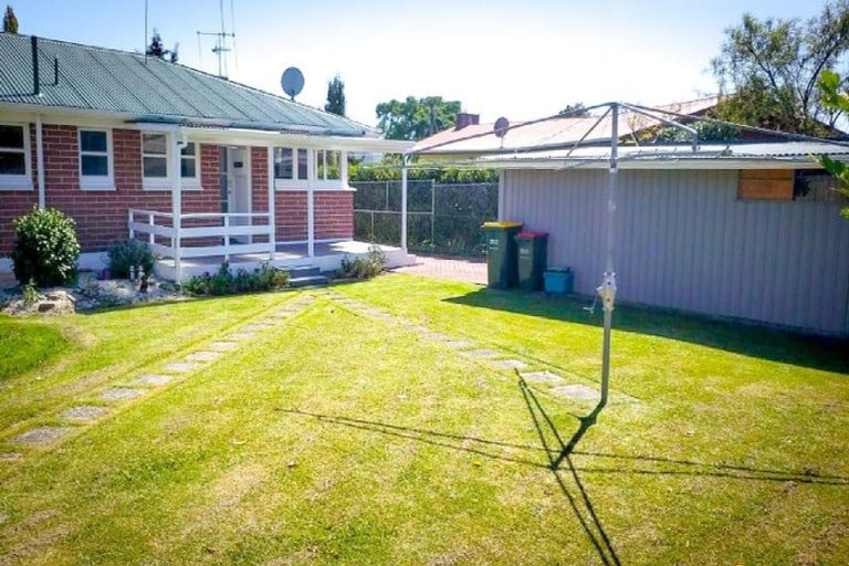 Photo of property in 28 Lewis Street, Glenview, Hamilton, 3206