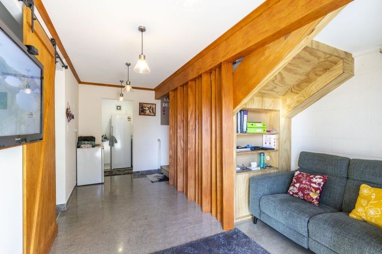 Photo of property in 27 Glamis Avenue, Bell Block, New Plymouth, 4312