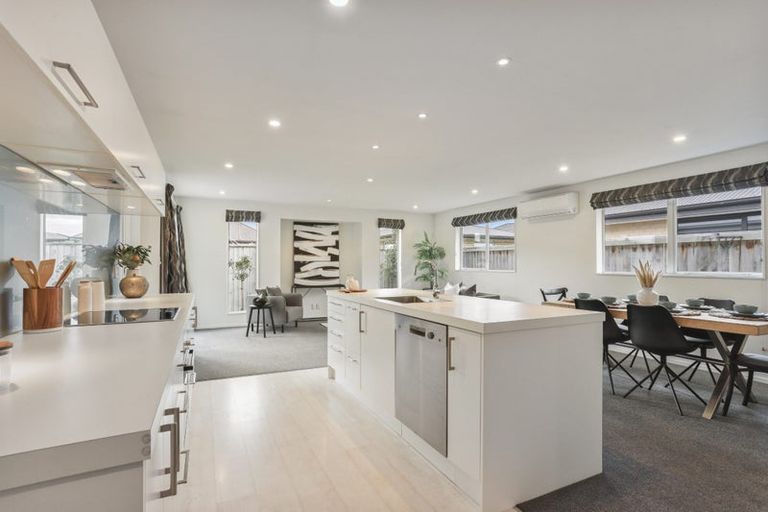 Photo of property in 11 Hayson Drive, Kaiapoi, 7630