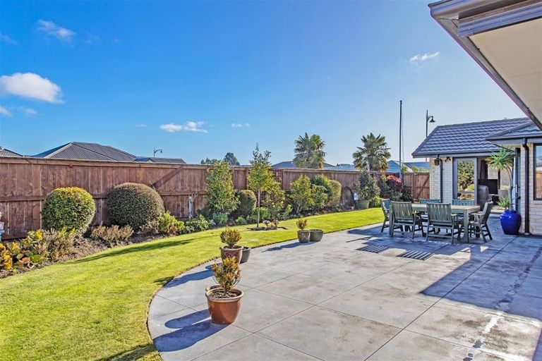 Photo of property in 15 Gilchrist Place, Kaiapoi, 7630