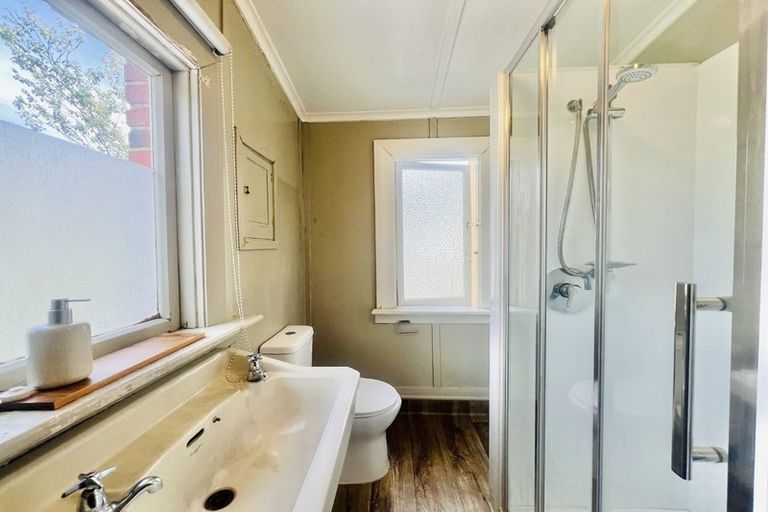 Photo of property in 1 Howe Street, North Dunedin, Dunedin, 9016