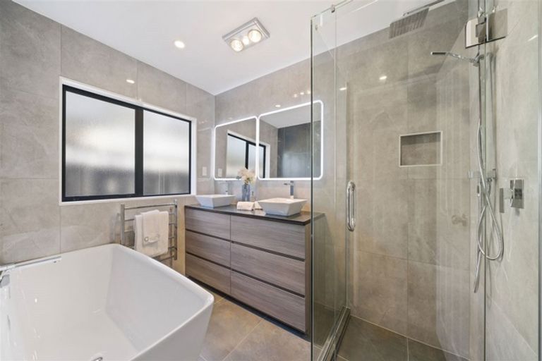 Photo of property in 40 Longford Park Drive, Takanini, 2112