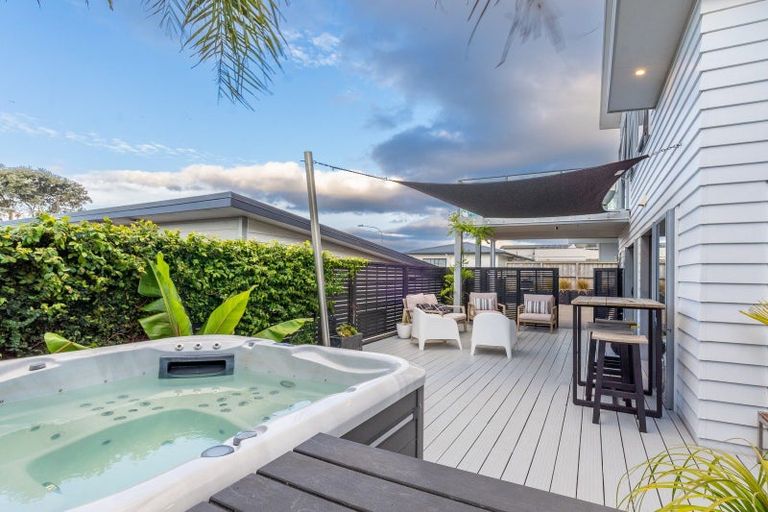 Photo of property in 1330b Papamoa Beach Road, Papamoa Beach, Papamoa, 3118
