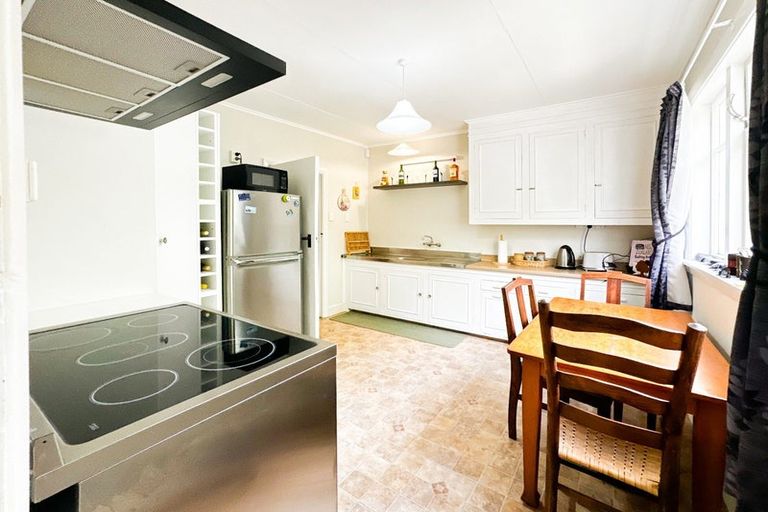 Photo of property in 10 Coleridge Street, Rolleston, 7614