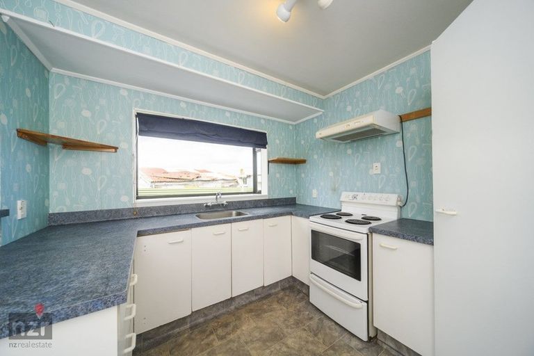 Photo of property in 146 Hillcrest Drive, Kelvin Grove, Palmerston North, 4414