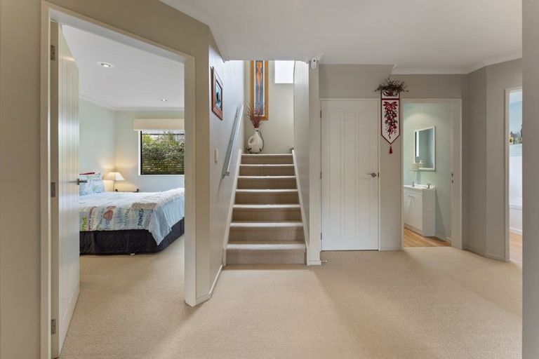 Photo of property in 3 Sapphire Grove, Birchville, Upper Hutt, 5018