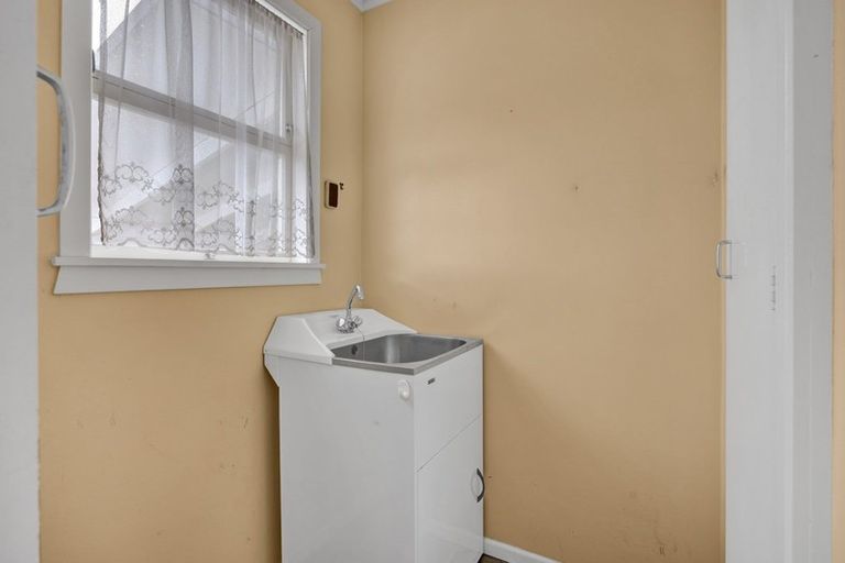 Photo of property in 13 Montjoy Street, Stratford, 4332