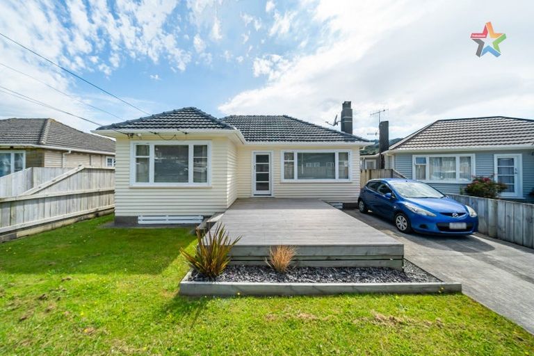 Photo of property in 35c Main Road, Wainuiomata, Lower Hutt, 5014