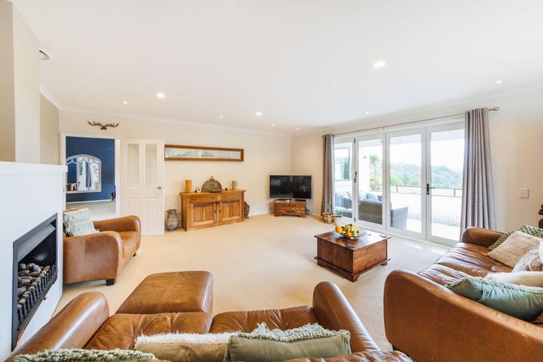 Photo of property in 2136 Pohangina Valley Road East, Pohangina, Ashhurst, 4884