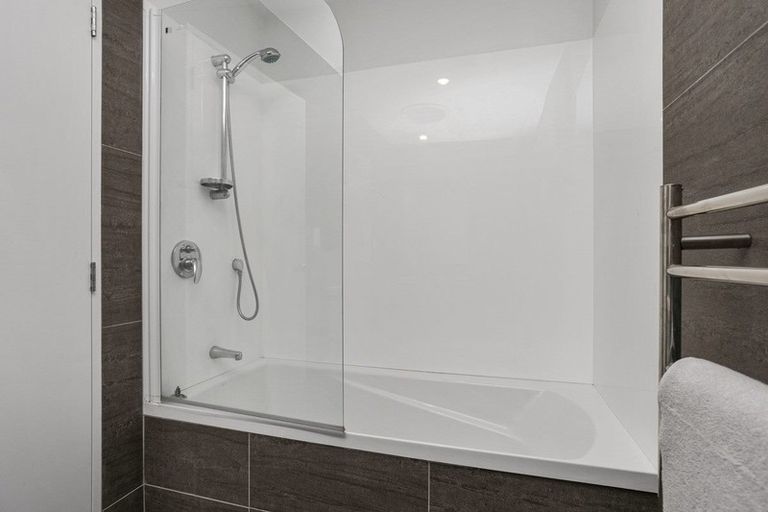 Photo of property in 116 Joseph Street, Flat Bush, Auckland, 2019