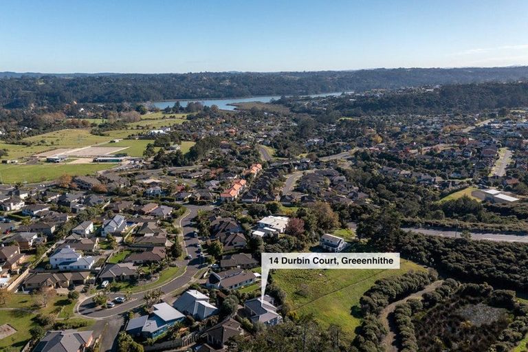 Photo of property in 14 Durbin Court, Greenhithe, Auckland, 0632