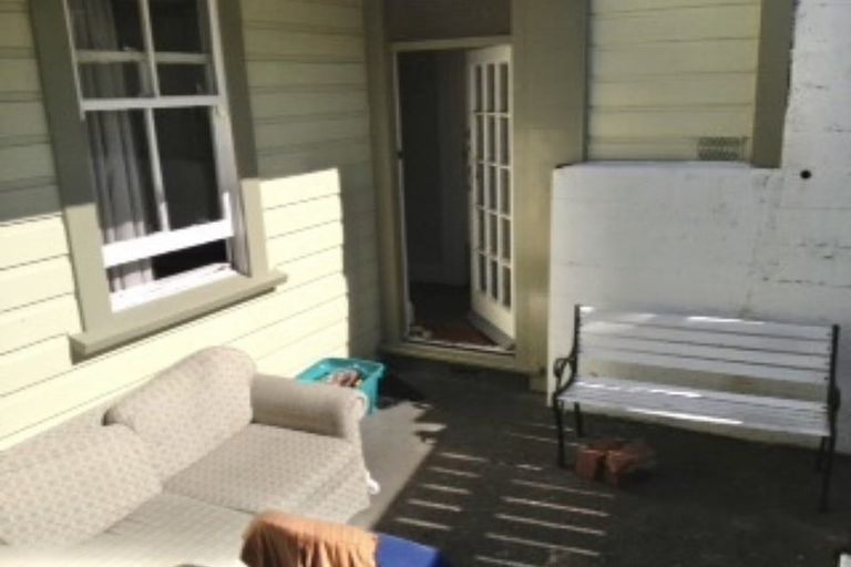 Photo of property in 27a Tanera Crescent, Brooklyn, Wellington, 6021