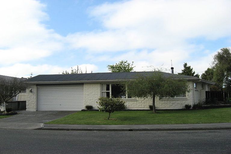 Photo of property in 8 Hodgson Avenue, Kaiapoi, 7630