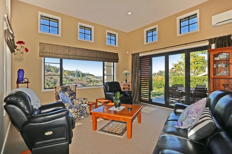 Photo of property in 114 Kent Terrace, Taradale, Napier, 4112