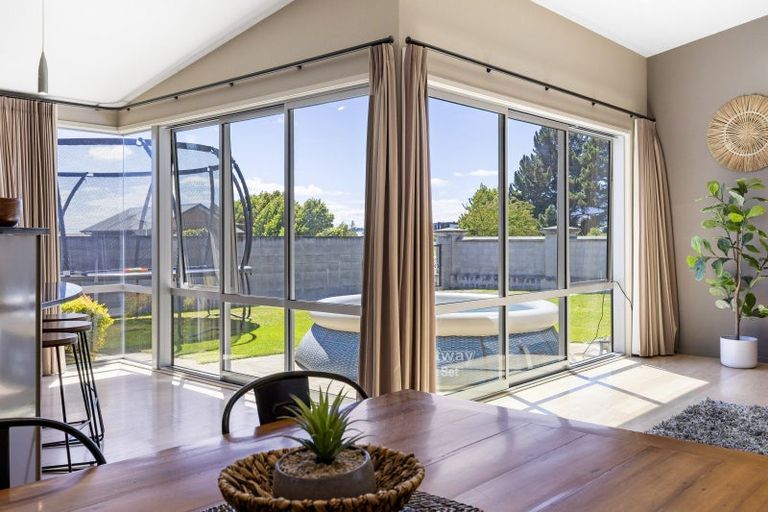 Photo of property in 129 Victory Drive, Wharewaka, Taupo, 3330
