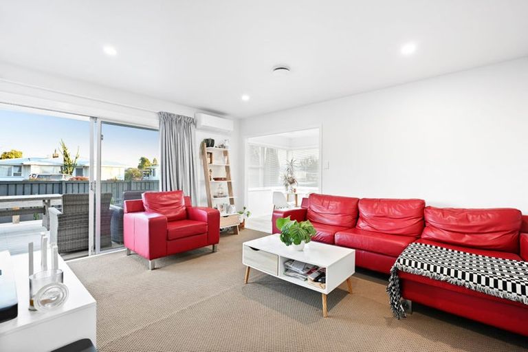 Photo of property in 36 Northolt Road, Fairview Downs, Hamilton, 3214