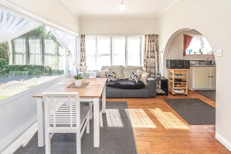 Photo of property in 57 Skerman Street, Marton, 4710