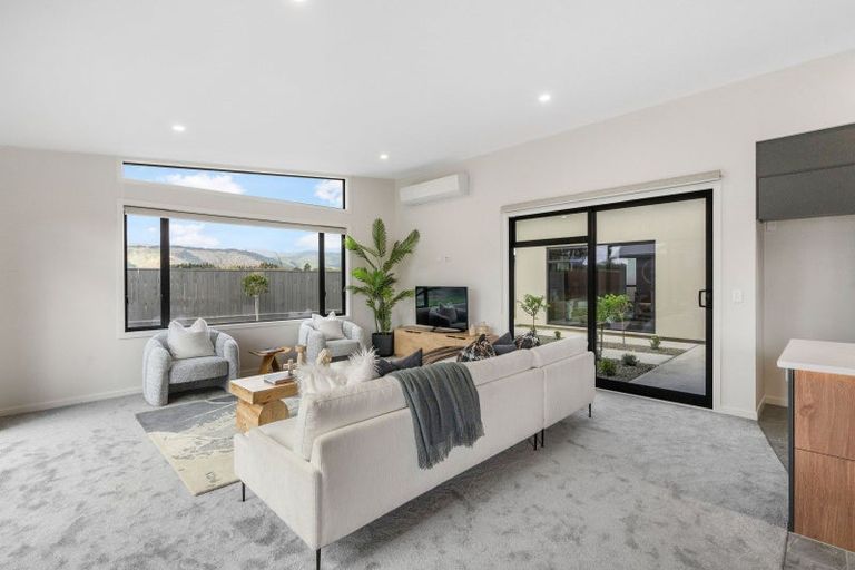 Photo of property in 26 Phoenix Palms Grove, Levin, 5510