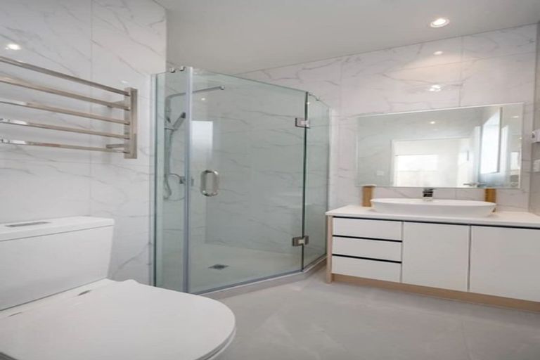 Photo of property in 14b Christella Street, Flat Bush, Auckland, 2019