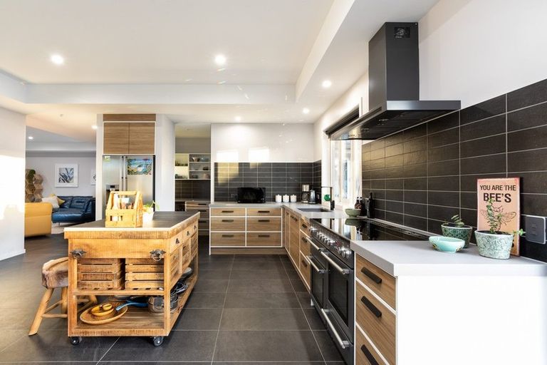 Photo of property in 28 Nikale Street, Cambridge, 3434