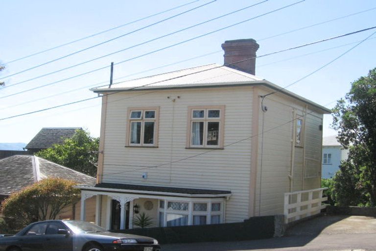 Photo of property in 65 Nairn Street, Mount Cook, Wellington, 6011