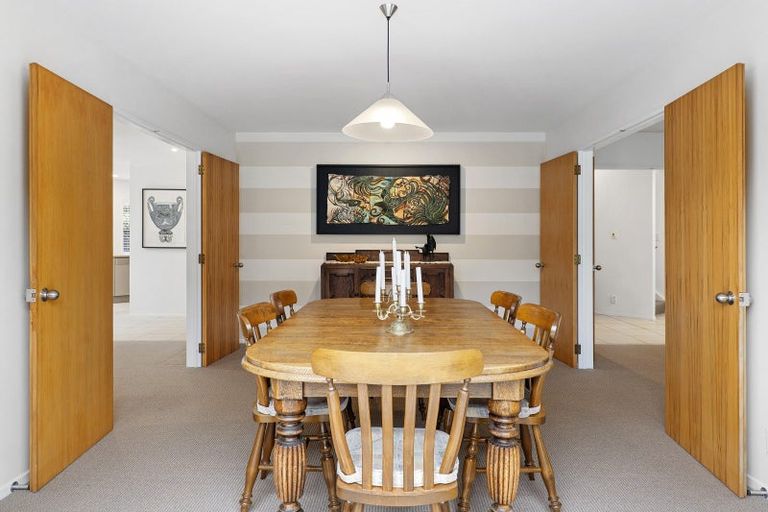 Photo of property in 20 Derenzy Place, Avonhead, Christchurch, 8042