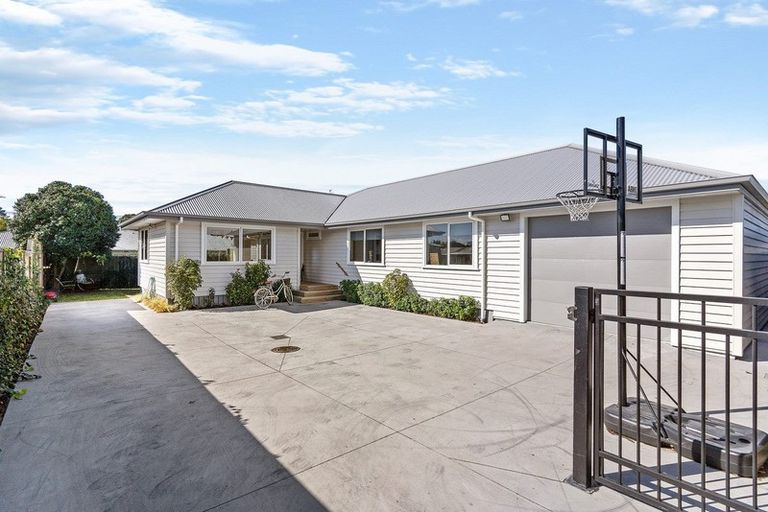Photo of property in 584a Maunganui Road, Mount Maunganui, 3116