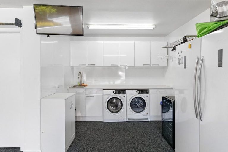 Photo of property in 66 Hensman Road, Queenstown, 9300