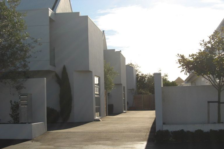 Photo of property in 3/69 Derby Street, St Albans, Christchurch, 8014