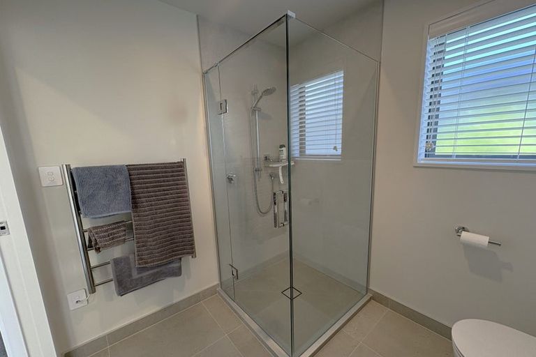 Photo of property in 6/7 Bertram Grove, Naenae, Lower Hutt, 5011