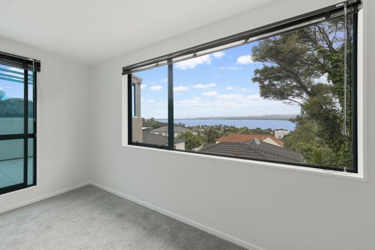 Photo of property in 23 Mariners View Road, Beach Haven, Auckland, 0626