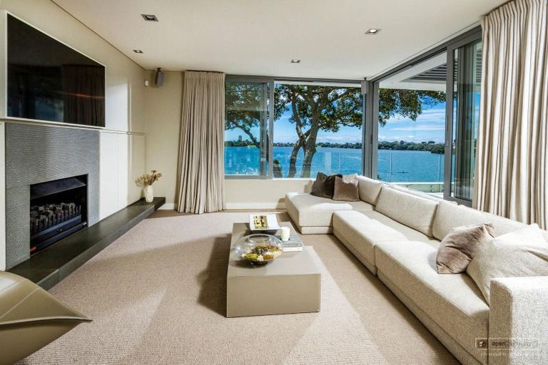 Photo of property in 15 Lake View Road, Takapuna, Auckland, 0622
