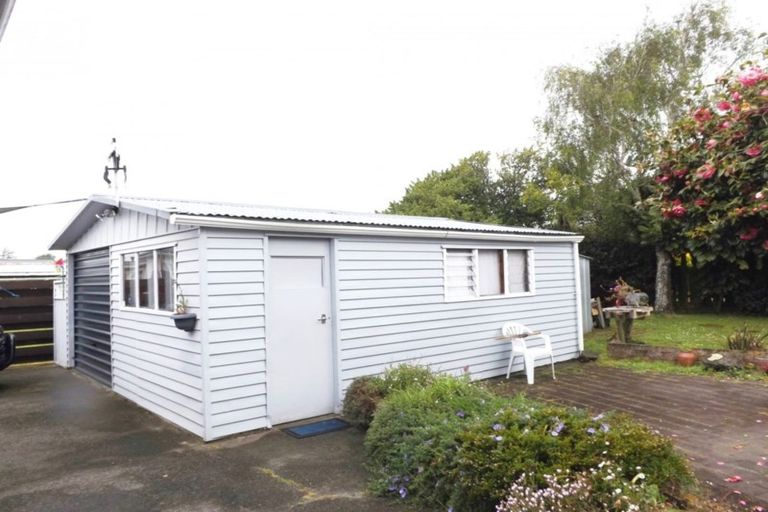 Photo of property in 20 Ferguson Street, Levin, 5510