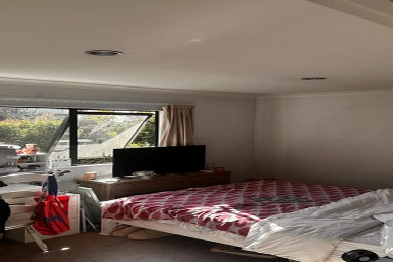Photo of property in 28 Langana Avenue, Browns Bay, Auckland, 0630