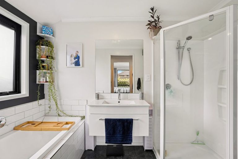 Photo of property in Lakefield Estate, 80 Kent Street, Kingston, 9793