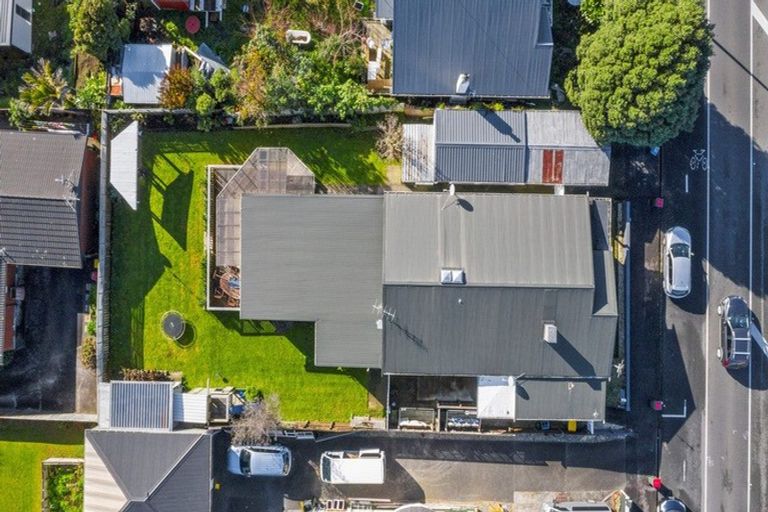 Photo of property in 240 Saint Aubyn Street, New Plymouth, 4310