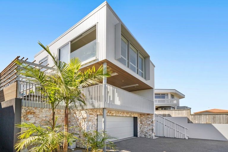Photo of property in 10a Sunbrae Grove, Mount Maunganui, 3116