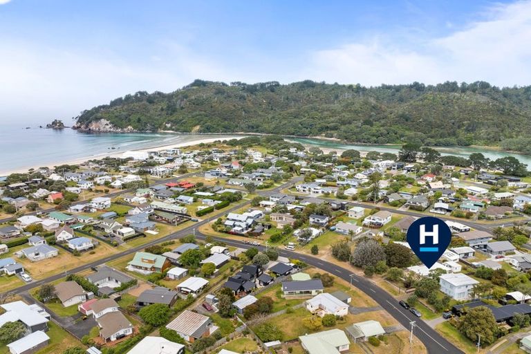 Photo of property in 419 Linton Crescent, Whangamata, 3620
