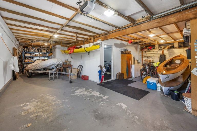 Photo of property in 7 Brunette Drive, Acacia Bay, Taupo, 3330