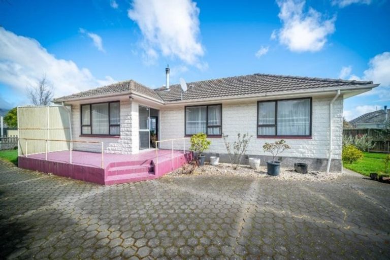 Photo of property in 3 Lomond Place, Woolston, Christchurch, 8062