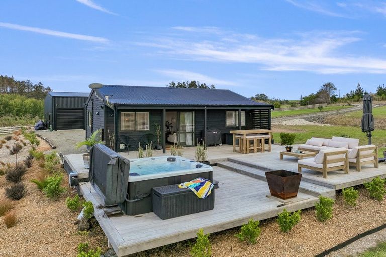 Photo of property in 23 Pine Valley Glade, Mangawhai, 0573