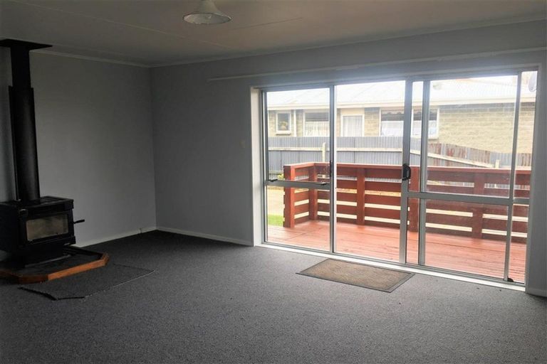 Photo of property in 92 Mavora Crescent, Heidelberg, Invercargill, 9812
