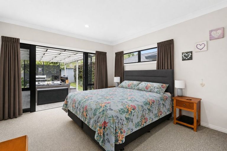 Photo of property in 1 Pinotage Drive, Greenmeadows, Napier, 4112
