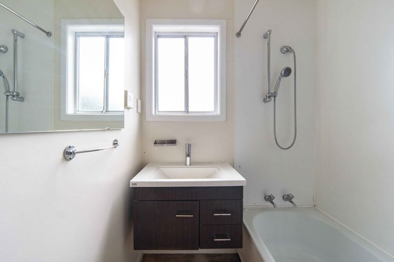 Photo of property in 72 Mears Road, St Andrews, Hamilton, 3200