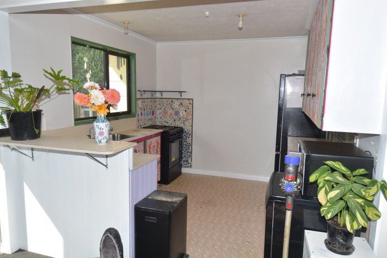Photo of property in 249 Princes Street, Strathern, Invercargill, 9812