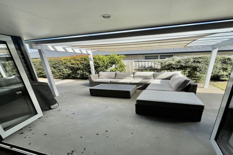 Photo of property in 15 Pompano Key, Papamoa Beach, Papamoa, 3118