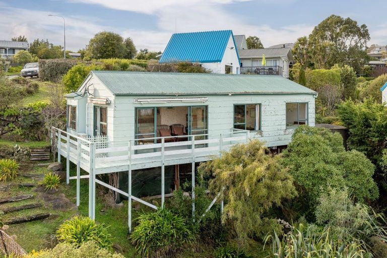 Photo of property in 12 Emerson Crescent, Diamond Harbour, 8971