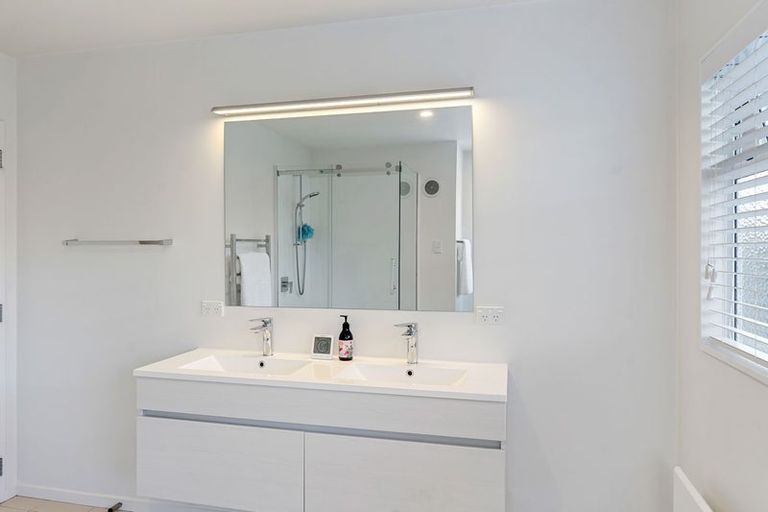 Photo of property in 324 Manly Street, Paraparaumu Beach, Paraparaumu, 5032